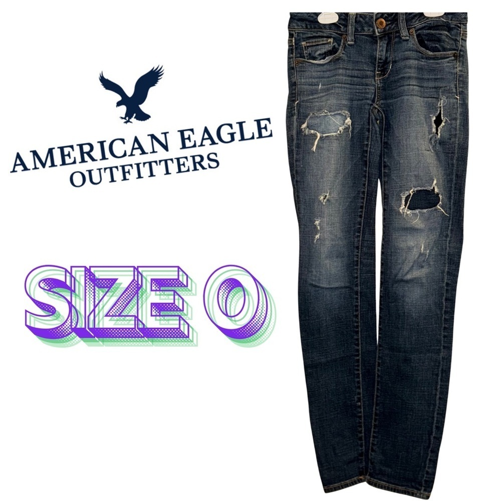 American Eagle Outfitters‎ Blue Straight Leg Jeans with Classic Fit